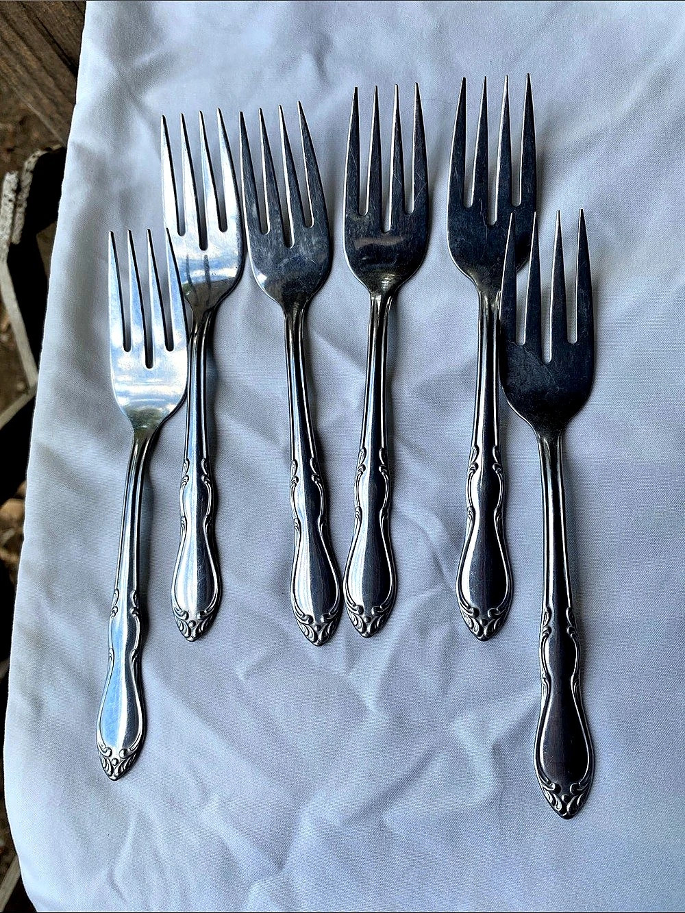 Silver- tone salad Fork Set of 6